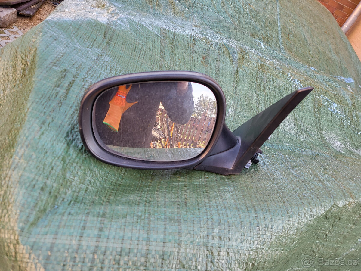 bmw e81, pravé zpětné zrcátkao - 2