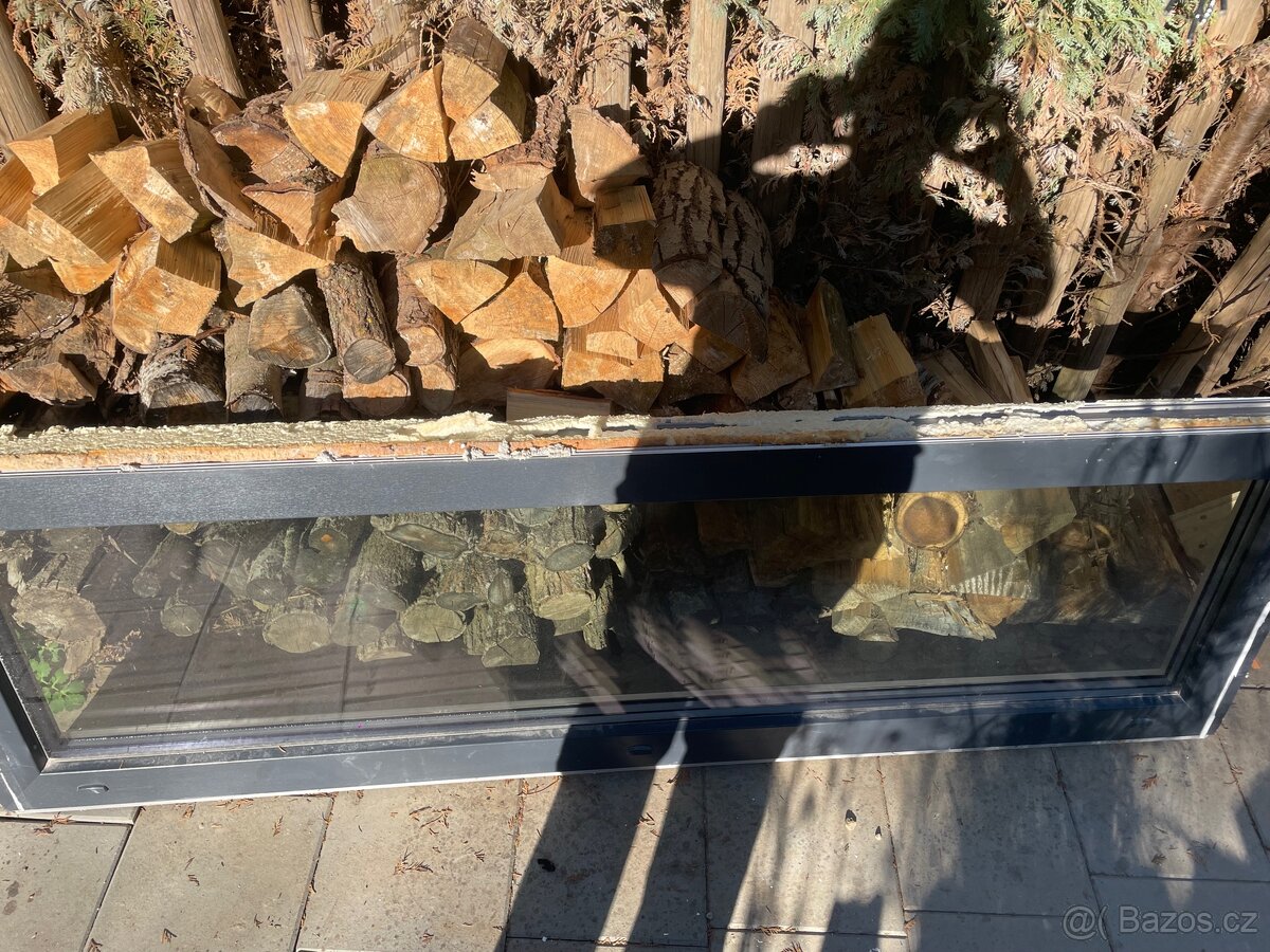 Okno plastove SALAMANDER - 2