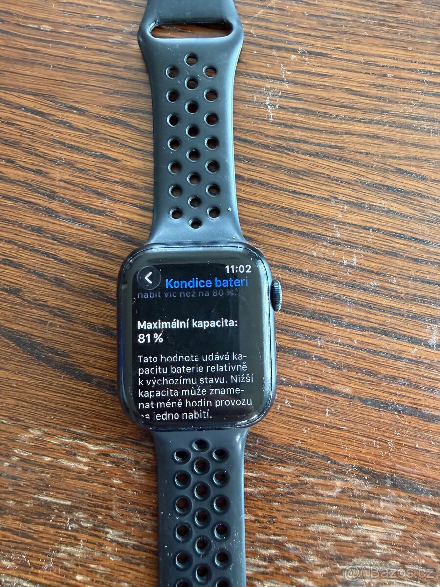 Apple Watch 7 NIKE 45 mm Cellular + GPS - 2
