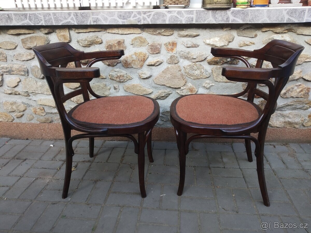 Polokřesla Thonet/Hofman - vějíře. - 2