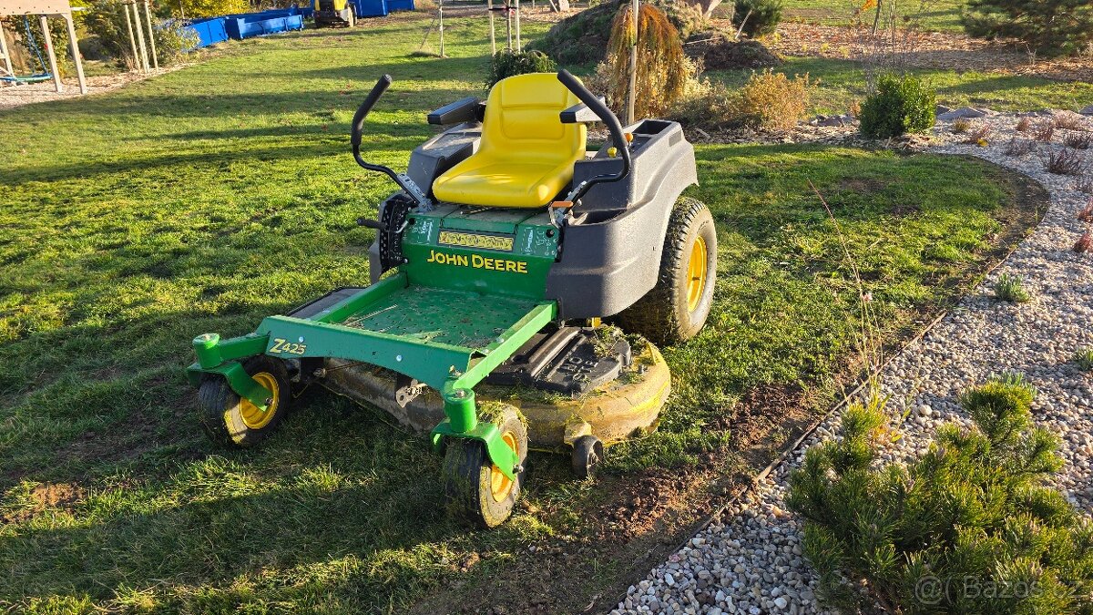 John Deere Z425 EZTrak zero-turn – pouze cca 170 mth - 2