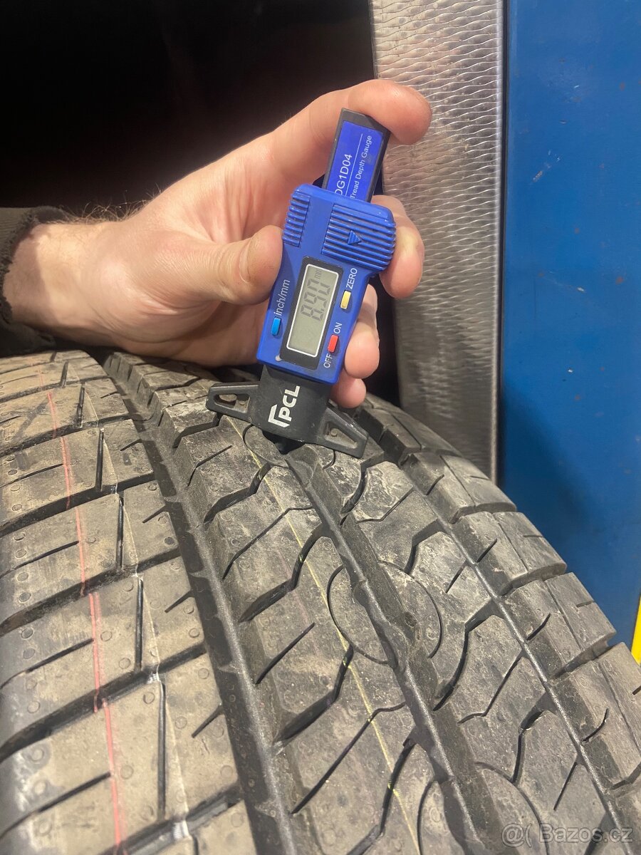 Prodám nové pneu 215/65/16 C Semperit Van-Life2 - 2