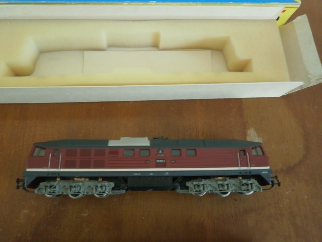 Prodám lokomotivu a vagonky na HO - 2