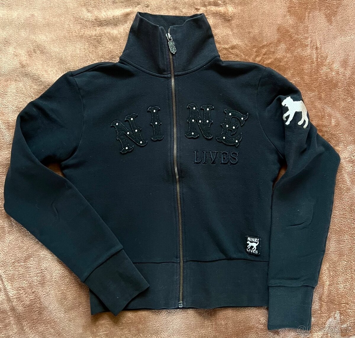 Crop mikina černá na zip - 2