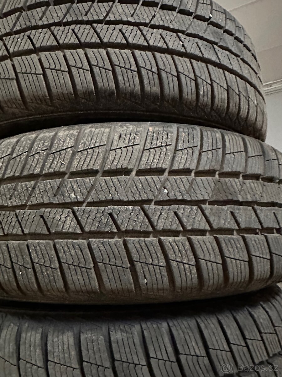 zimní pneu 195/60 R16 DOT 4321 + disky 6Jx16 et35 5x100 - 2
