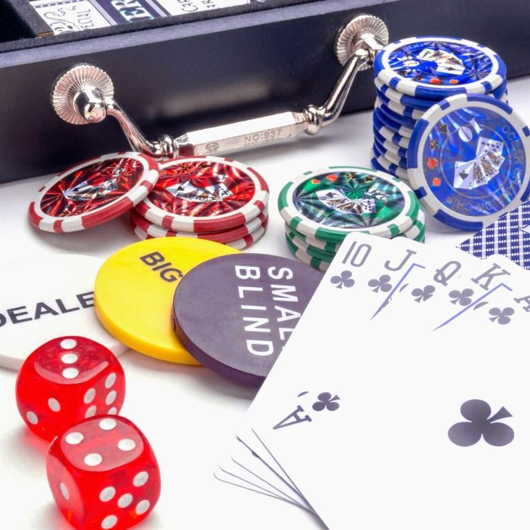 Pokerový set s kufříkem, 500 žetonů - 2