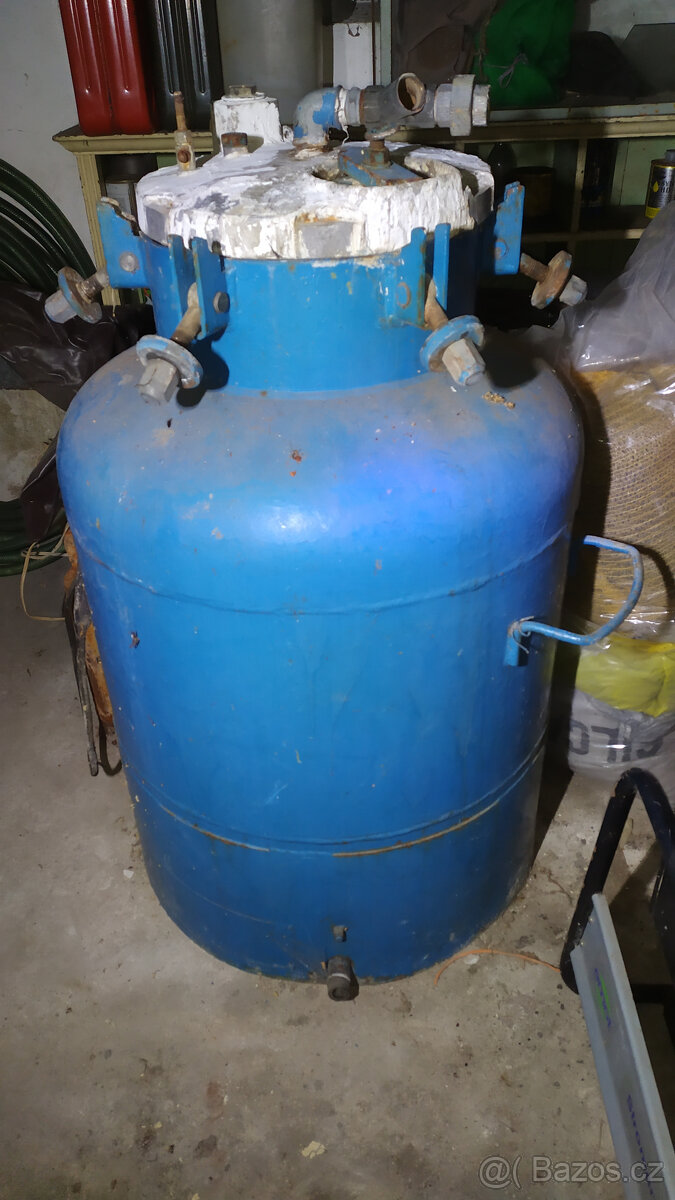 ocelová tlaková nádoba na vodu - 2