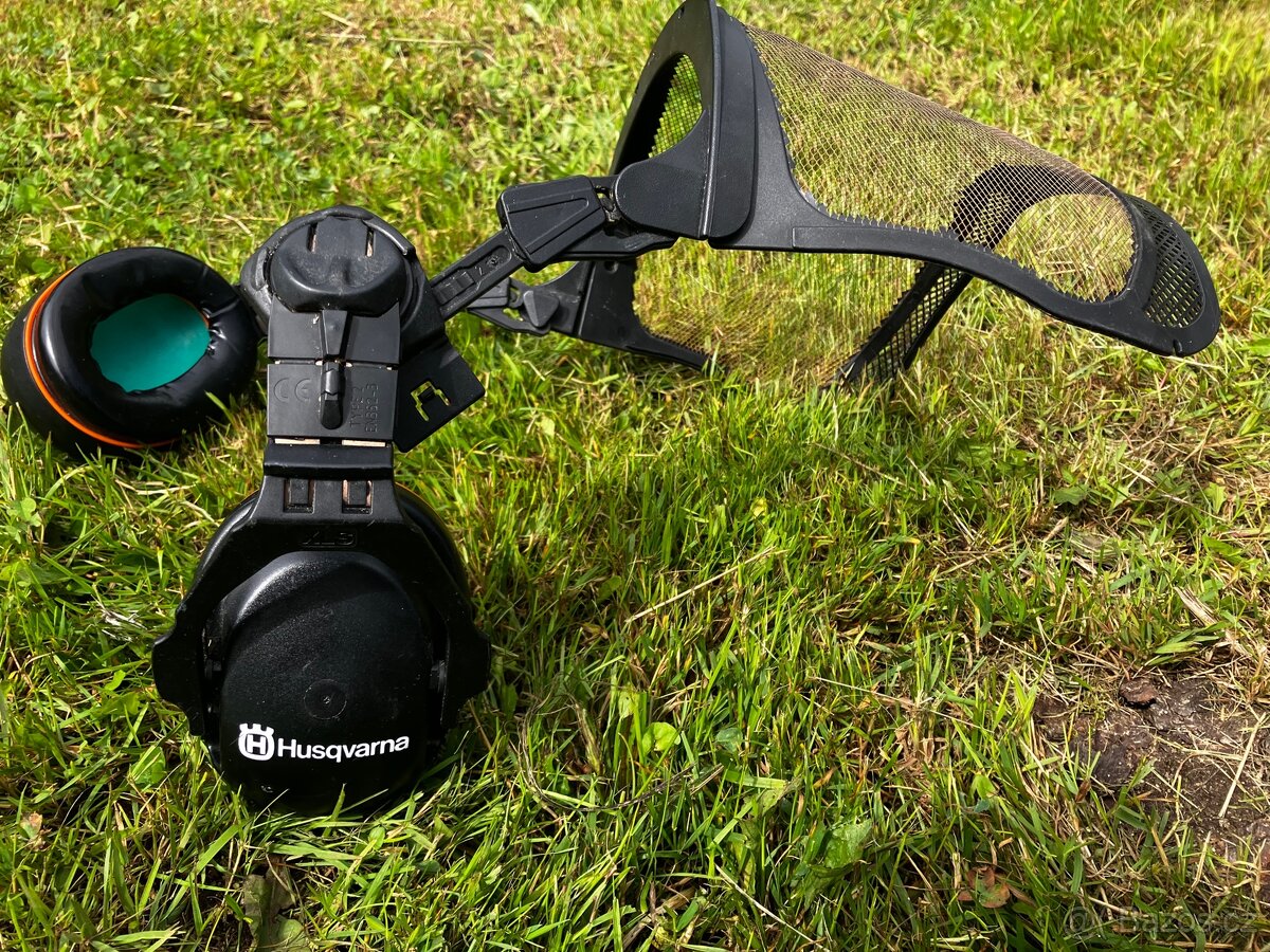 Ochranny stit se sluchatky na prilbu Husquarna - 2