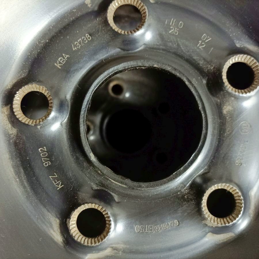 16" plechová kola – 5x112 – ŠKODA Disky: Plechové disky z - 2