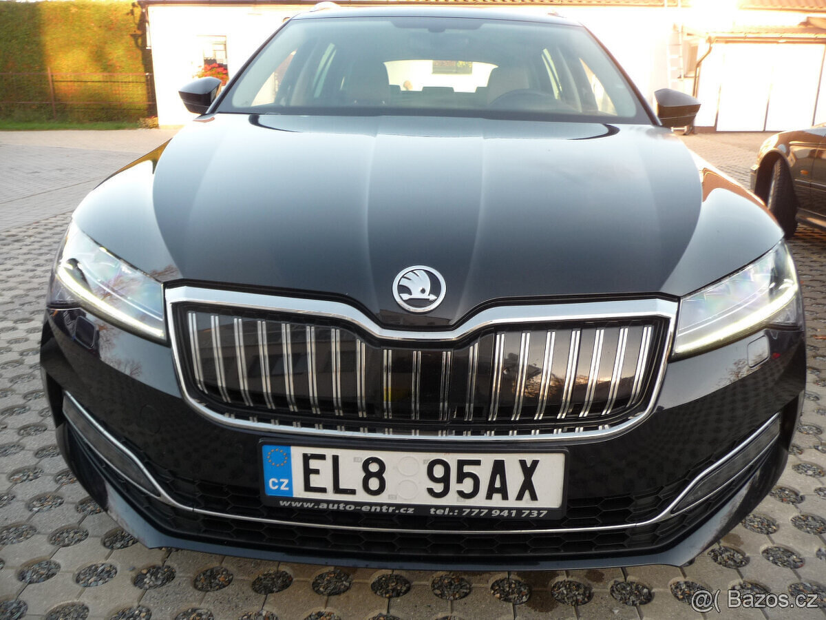 Škoda Superb 1,4TSI iV DSG Style Plus plug in Hybrid 160kw - 2