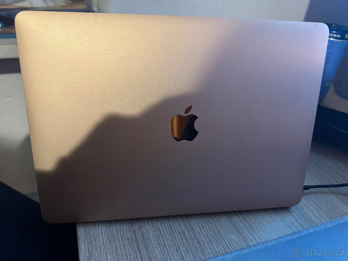 MacBook air 2018 8/128GB Nefunkční touch ID, Apple mouse - 2