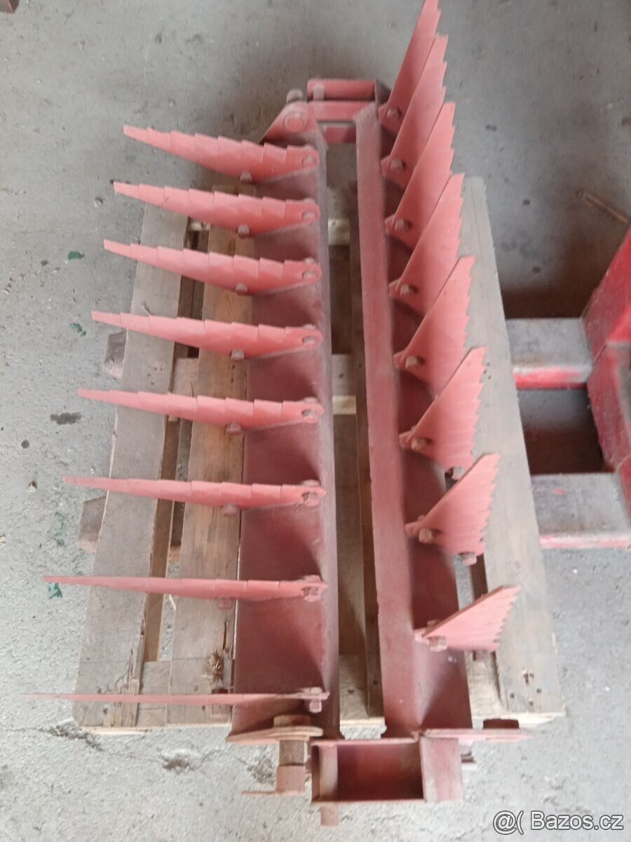 Řezání na sběrací vůz - 2