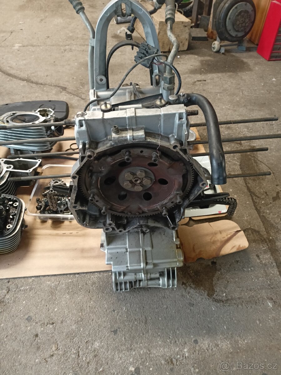 Motor bmw 1100 - 2