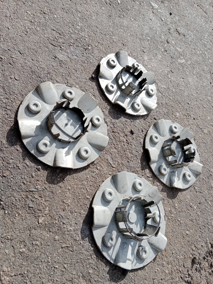 Středové pokličky Ford - 2