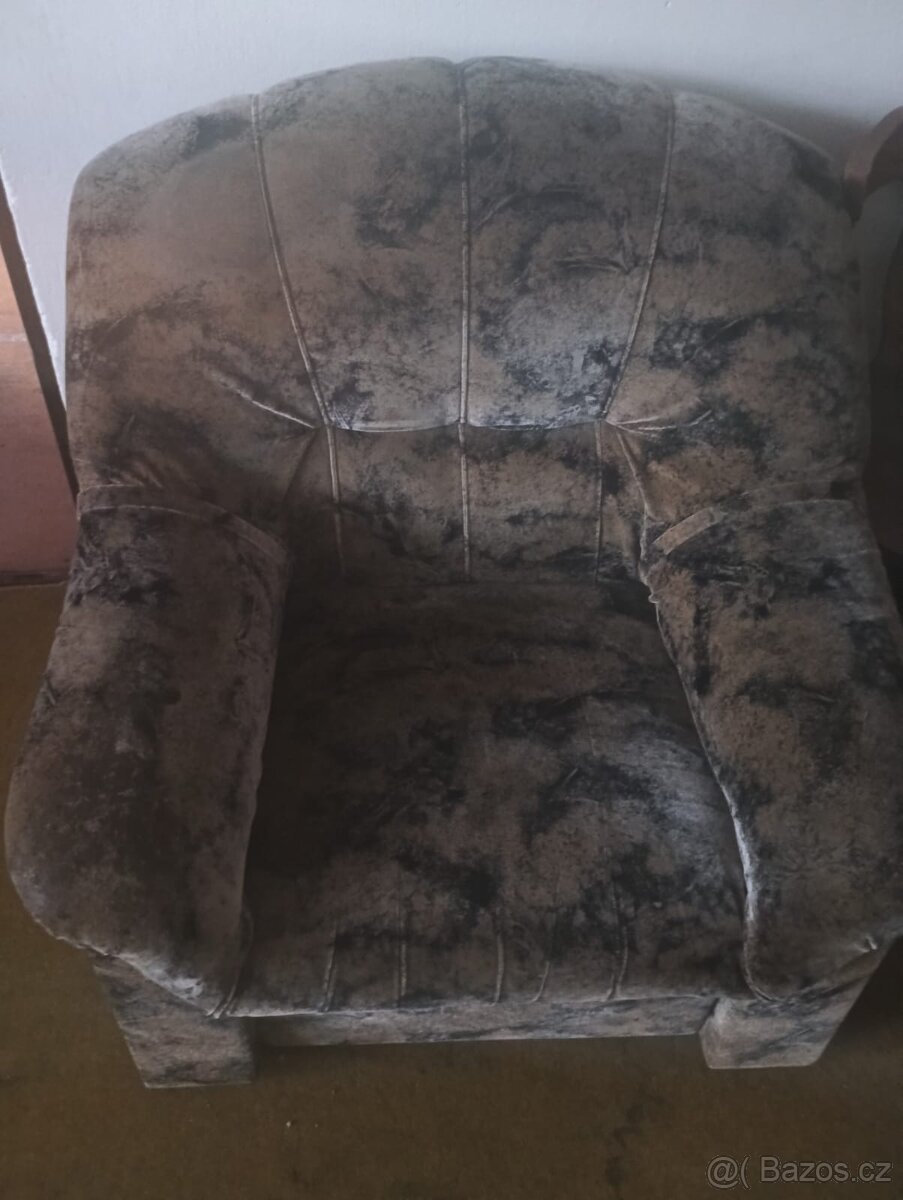 Křeslo - 2