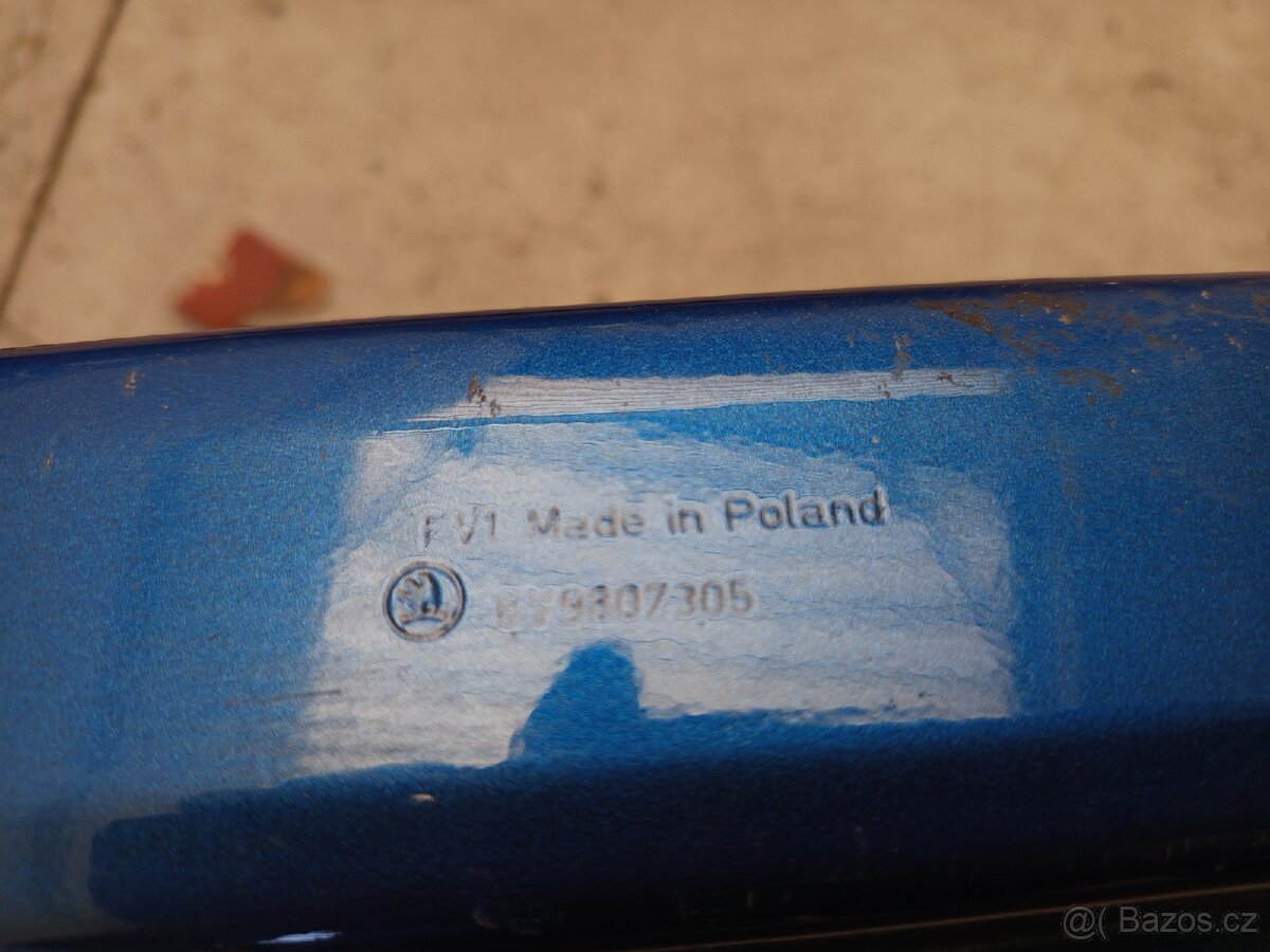 Prodám výztuhu zadního nárazníku na Škoda Fabia III kombi - 2