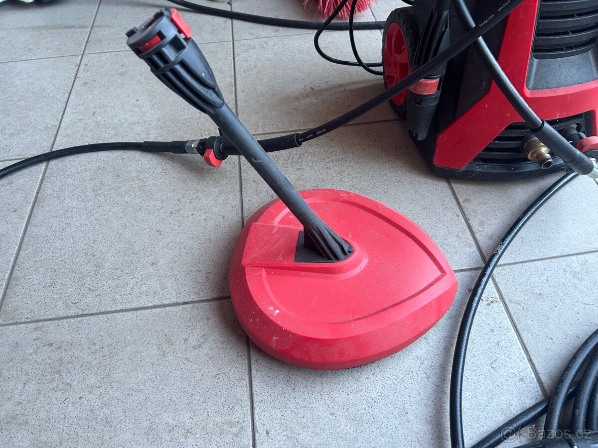 Vysokotlaký čistič Hecht 323 + napěňovač - 2