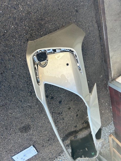 Přední nárazník Toyota Corolla 2021 - 2