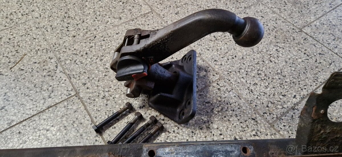 Tažné zařízení orig. Mercedes W201 - 2