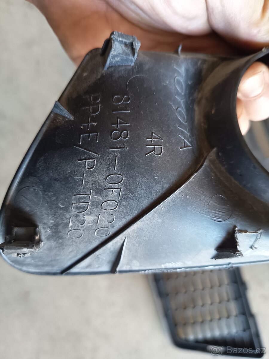 Toyota Verso znak, mřížka, maska - 2