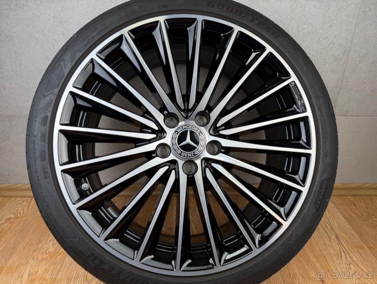 Originál letní kola Mercedes C W206 AMG R19 - 2