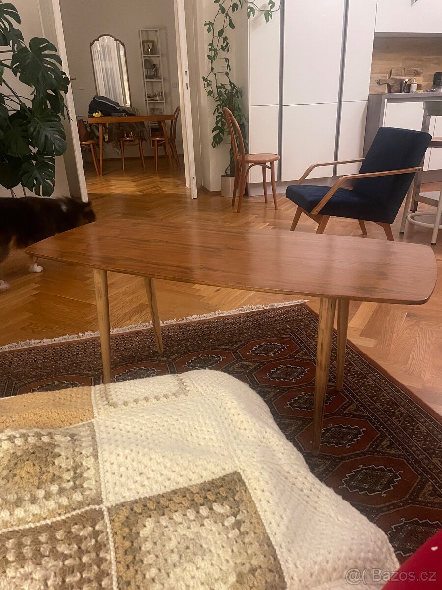 Stul konferenčny z dreva - 2