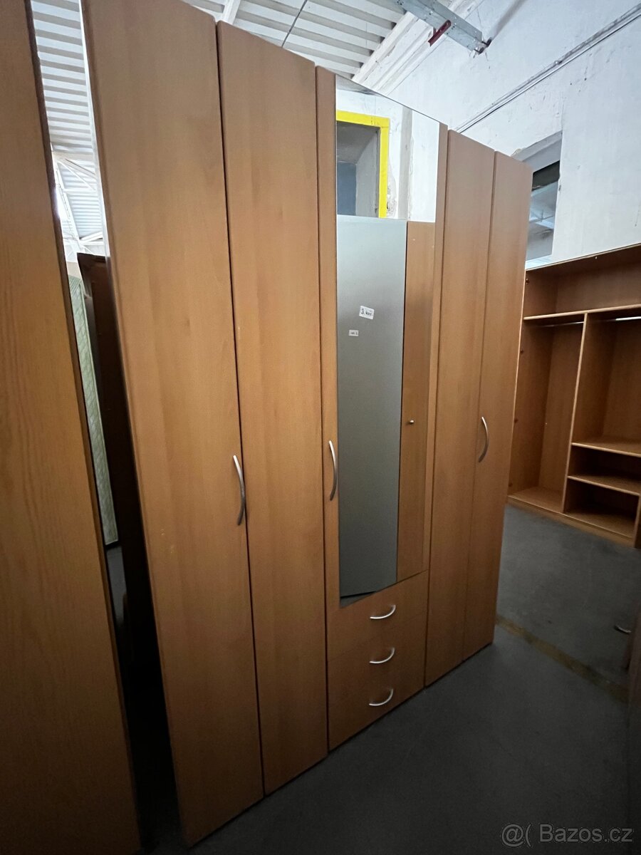 Skříň - 2