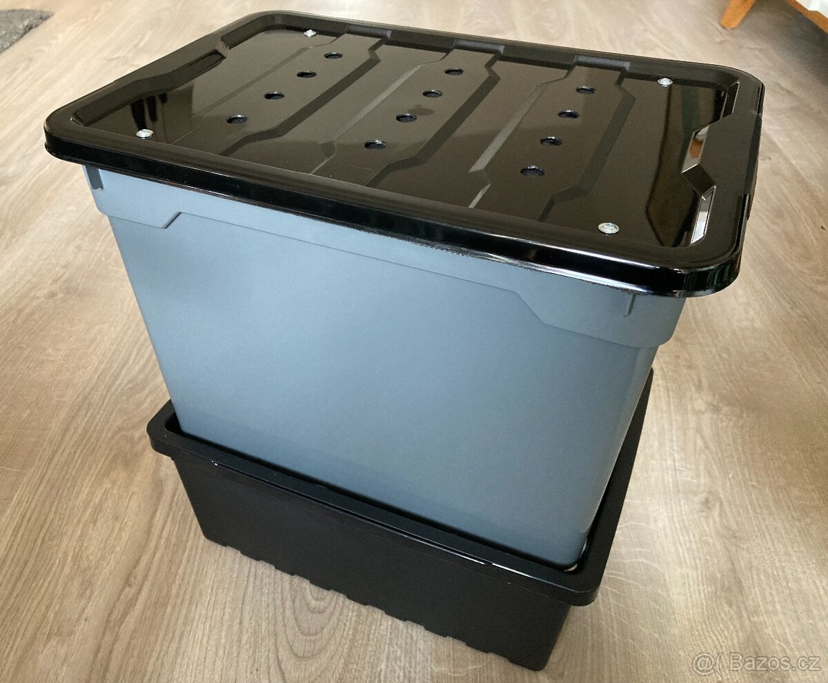 Šedý kompostér s chovnou nádobou o objemu 18 l - 2