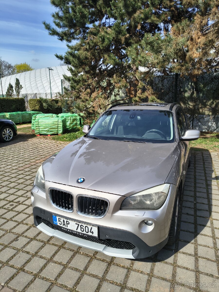 BMW X1 2.0l d r.v.2012 130Kw manuál. - 2