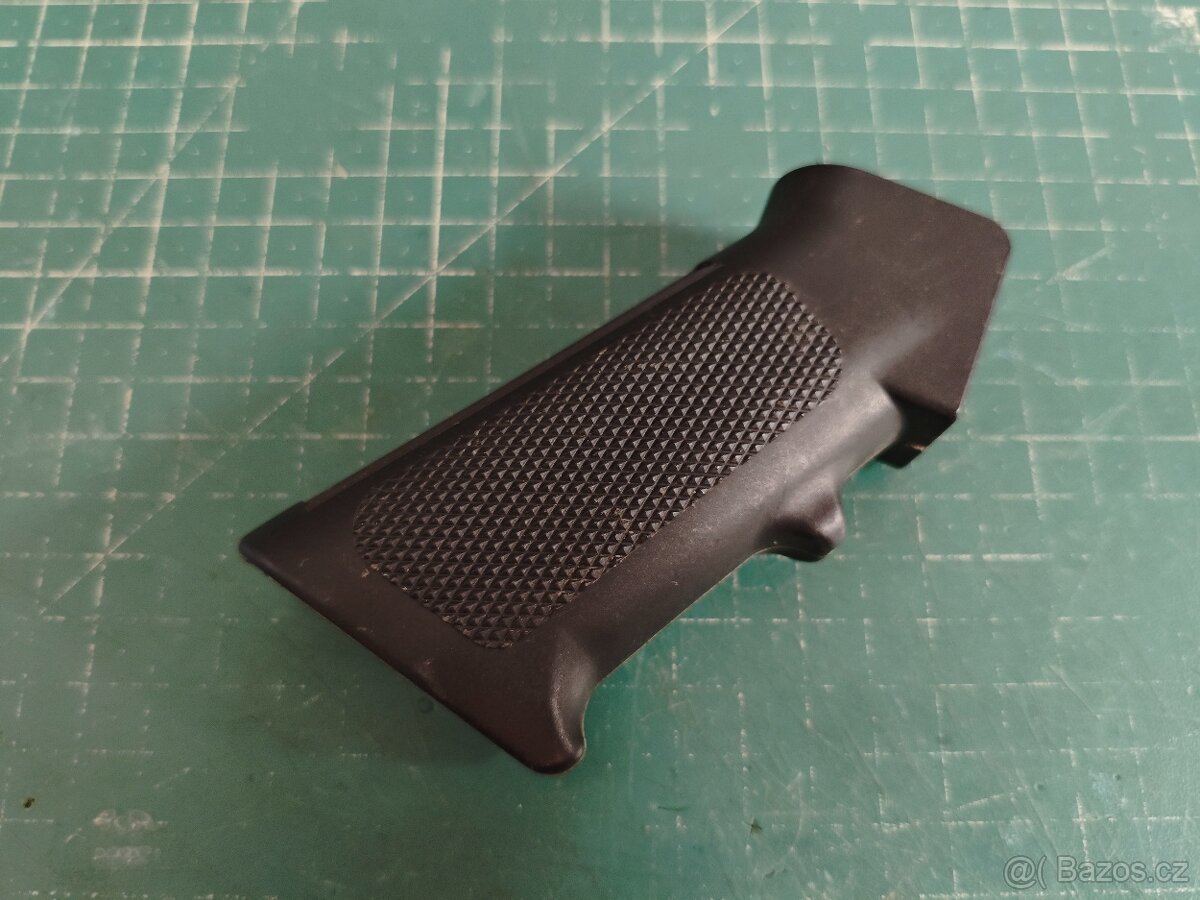 ACM pažbička M4 - 2