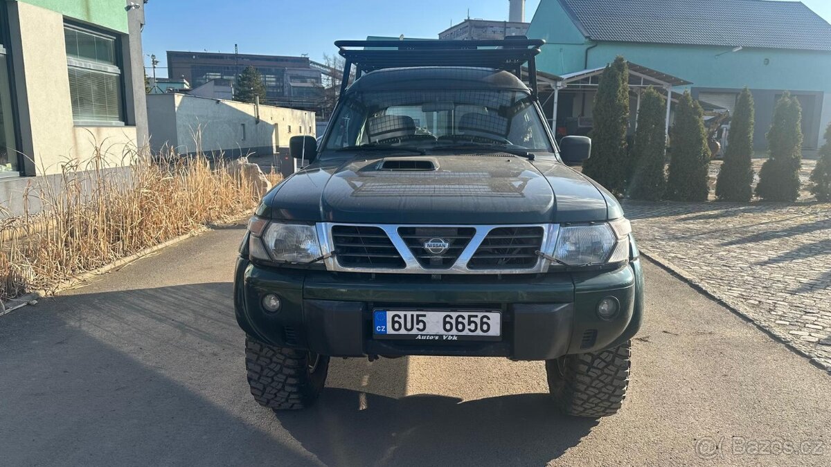 NISSAN PATROL GR61 - 2