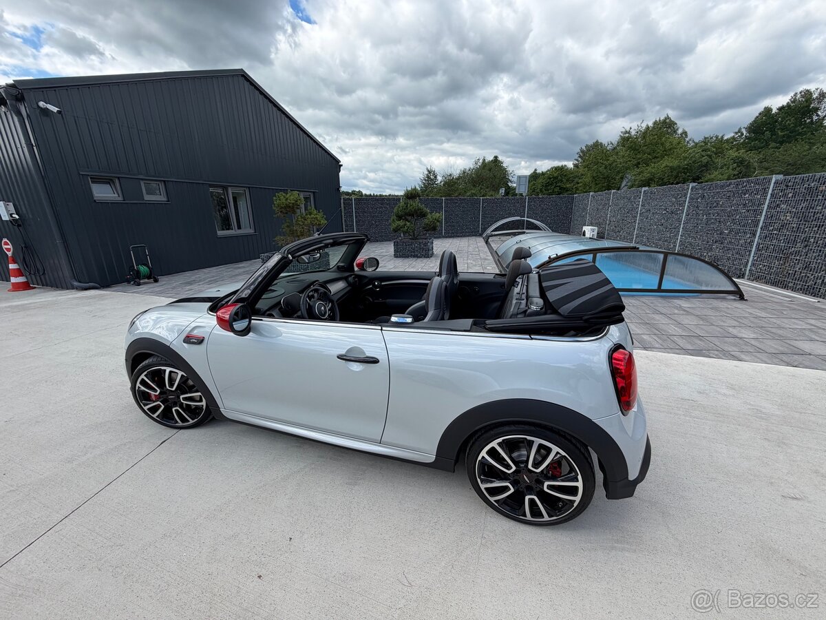 MINI John Cooper Works Cabrio - 2