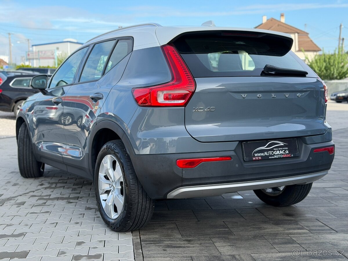 Volvo XC40 D3 Momentum Pro AWD A/T - 2