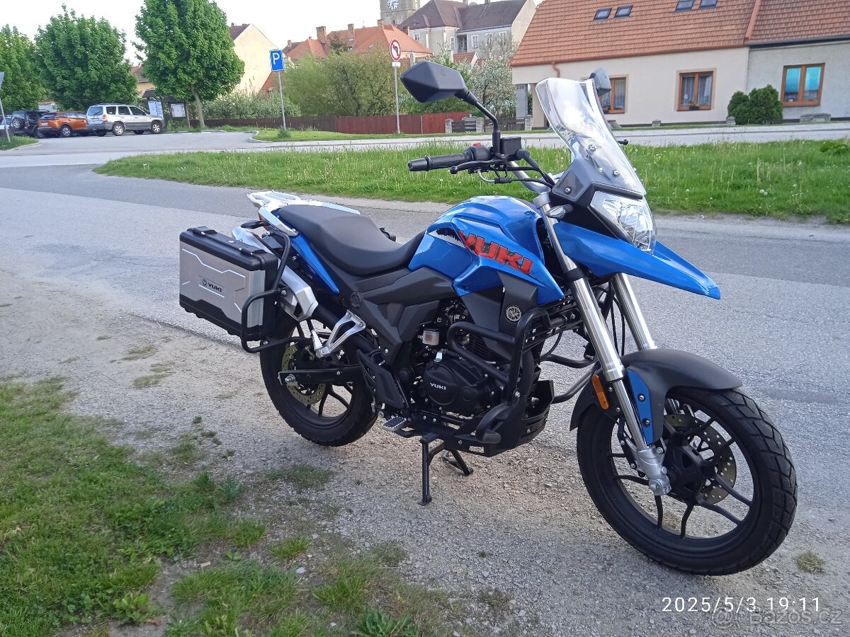 Yuki 125i XTR