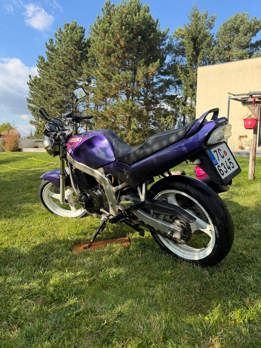 Suzuki GS500E - 2