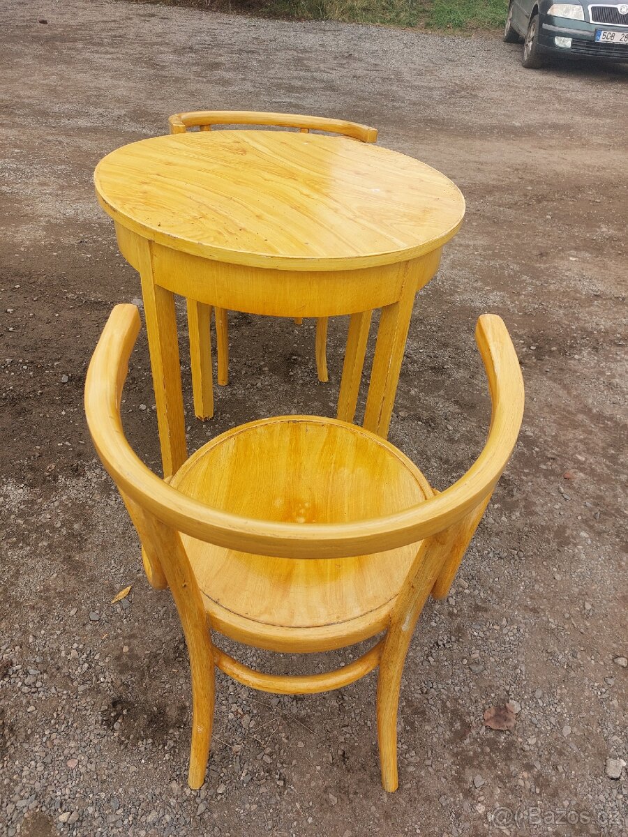 UPZ, Halabala, stolek dvě židle - 2