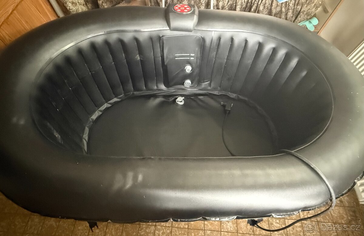 Prodám vířivku Belatrix Mountine 120 - 2