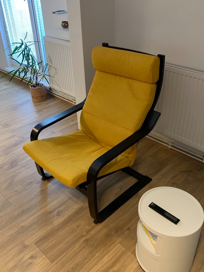 Křeslo IKEA - POÄNG - černohnědý rám/Skiftebo žlutá - 2