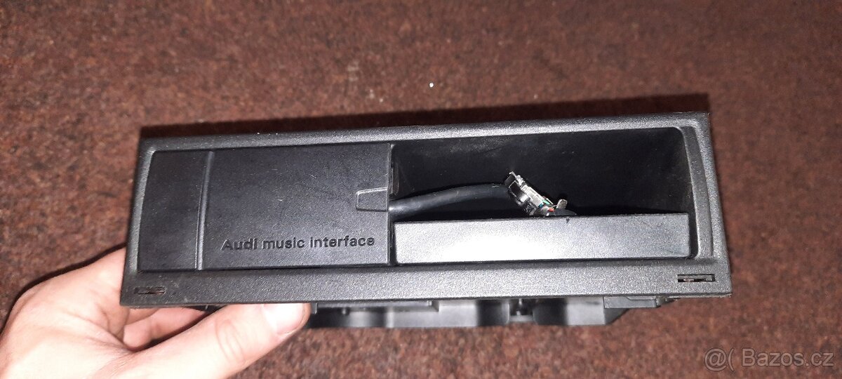 Audi music interface AMI 8T0035785A - 2