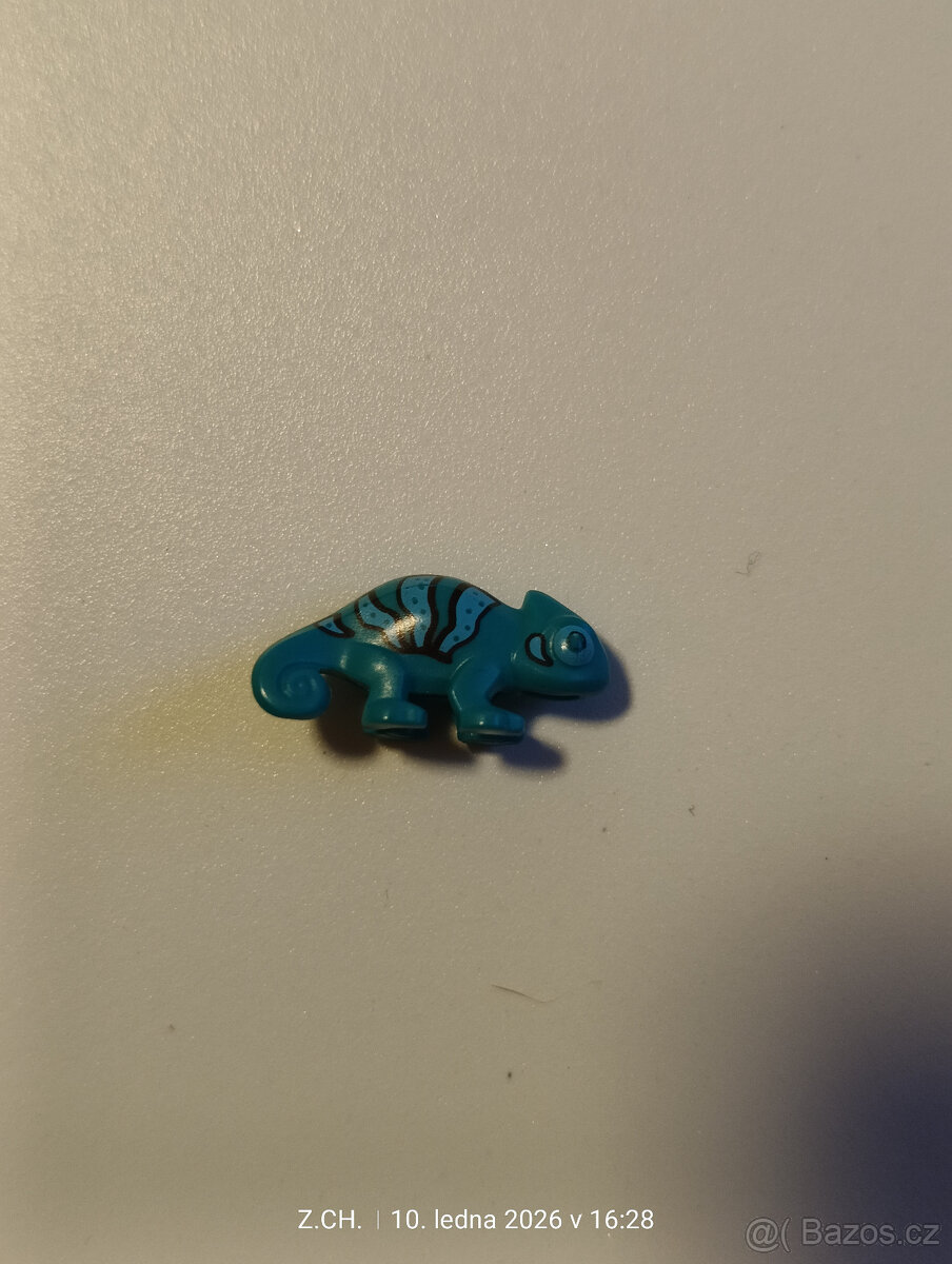 LEGO Chameleon - 2