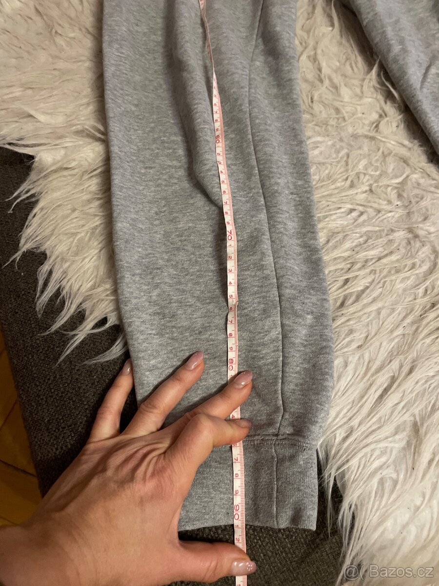 Nike tepláky vel.S - 2