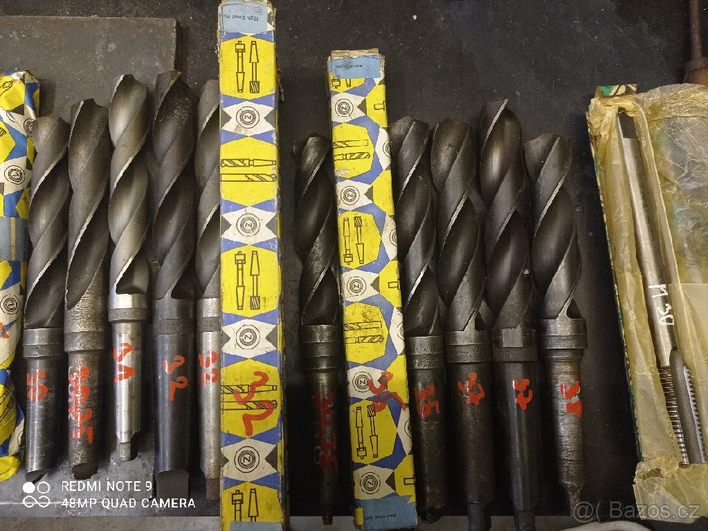 Vrták s kuželovou stopkou - 2