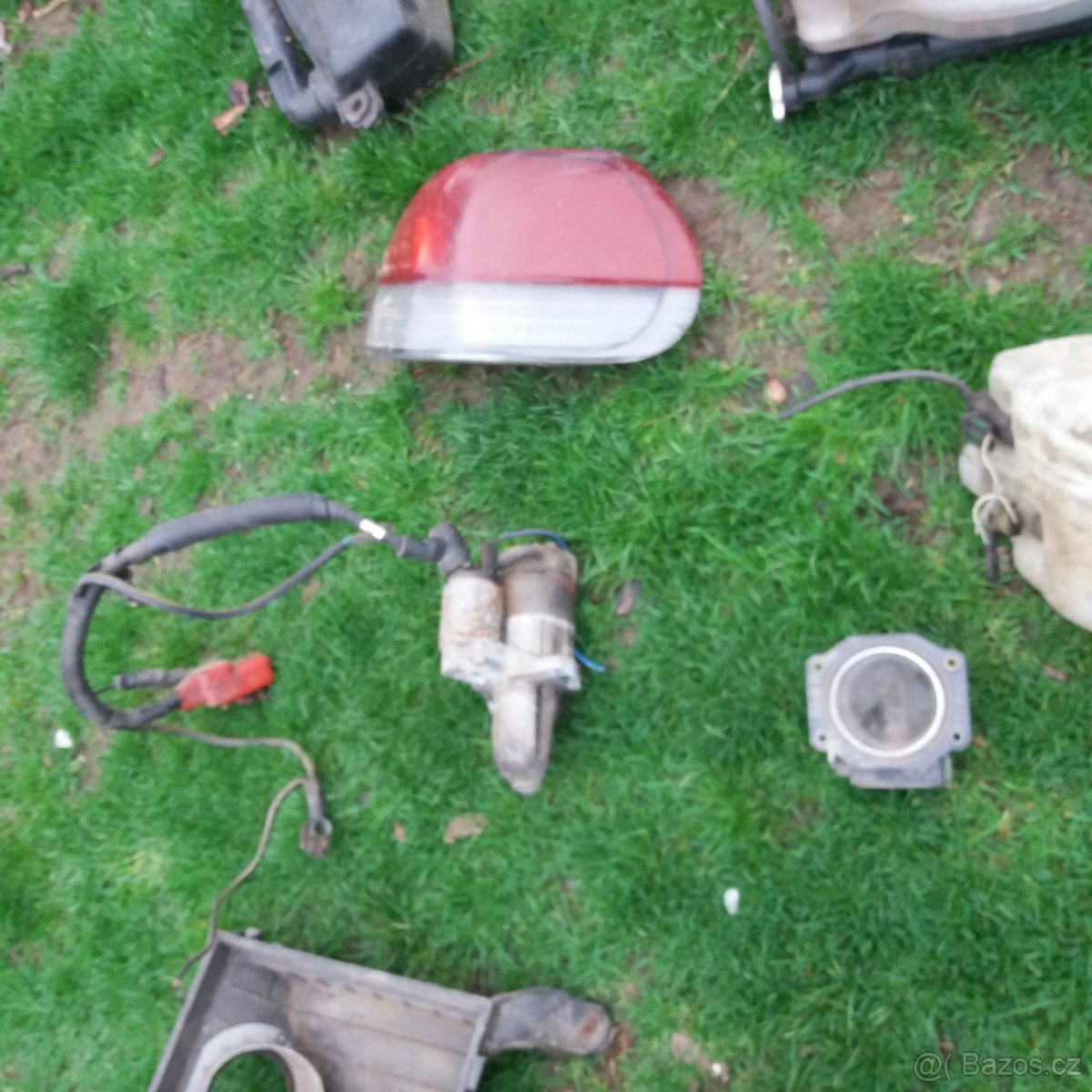 Prodám nahradni díly na Subaru Legacy hubertus - 2