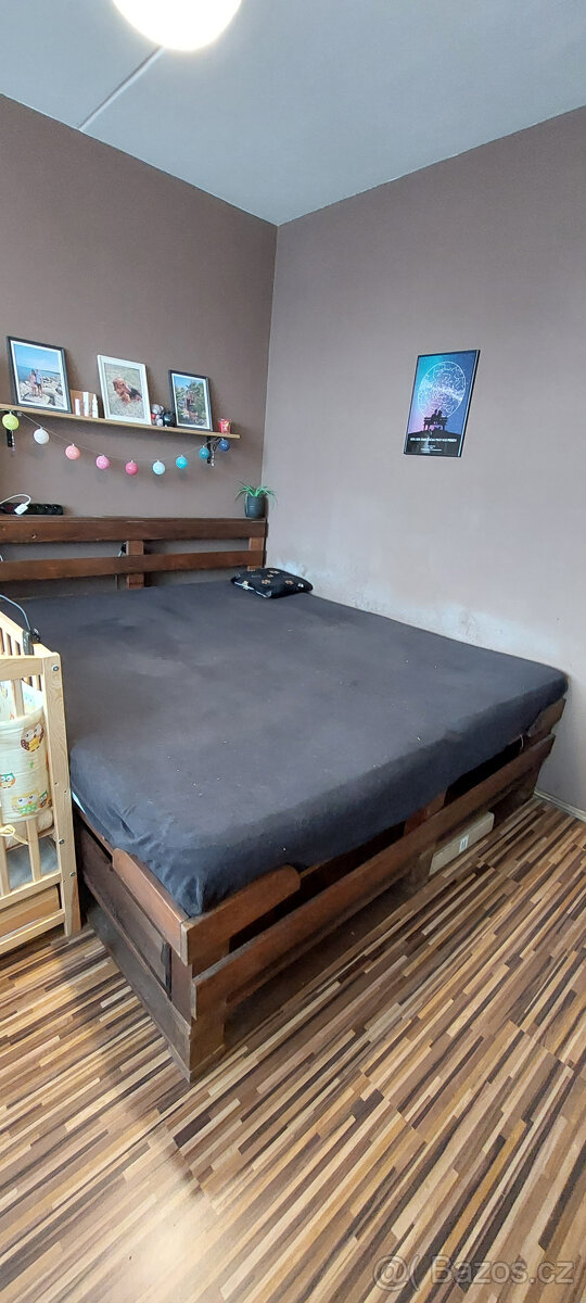 Manželská postel - 2