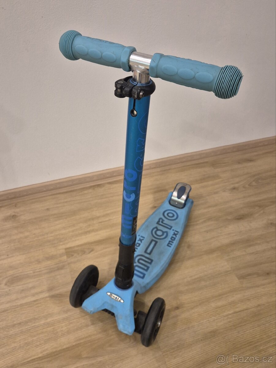 Koloběžka Micro maxi Deluxe skládací - 2