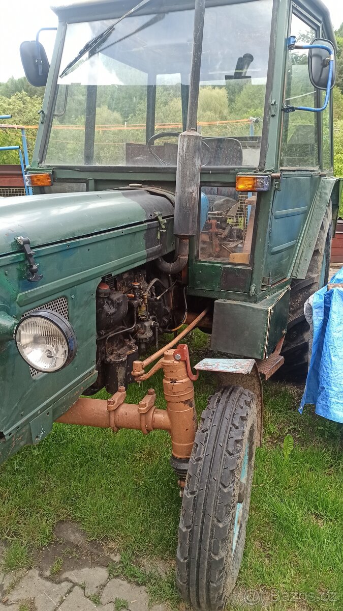 Traktor zetor 5611 - 2