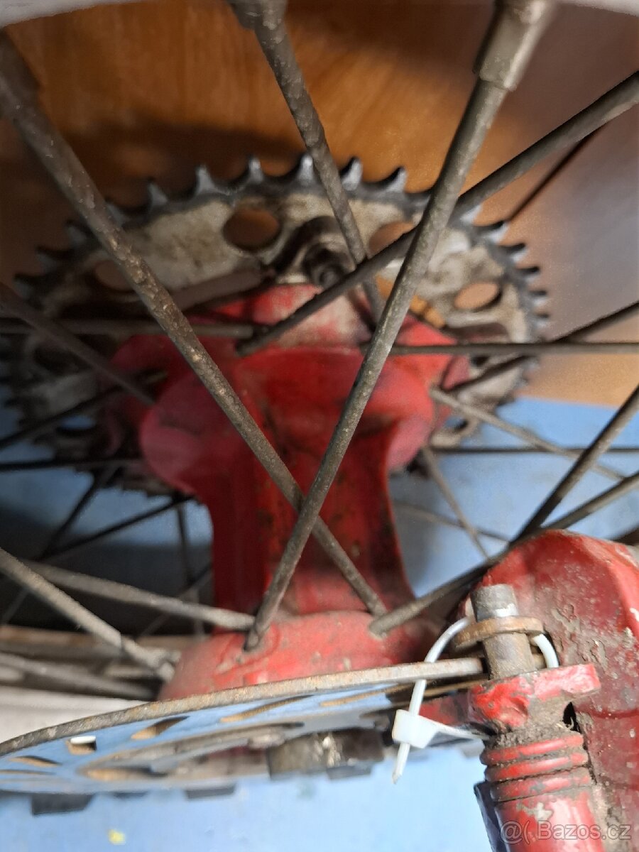 Zadní kolo ktm 1988 - 2