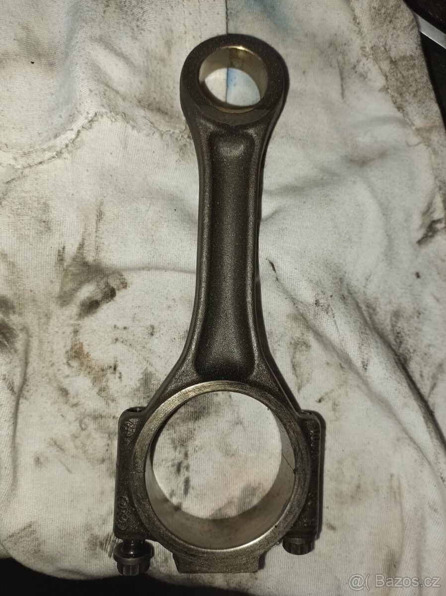 VW Crafter písty - 2