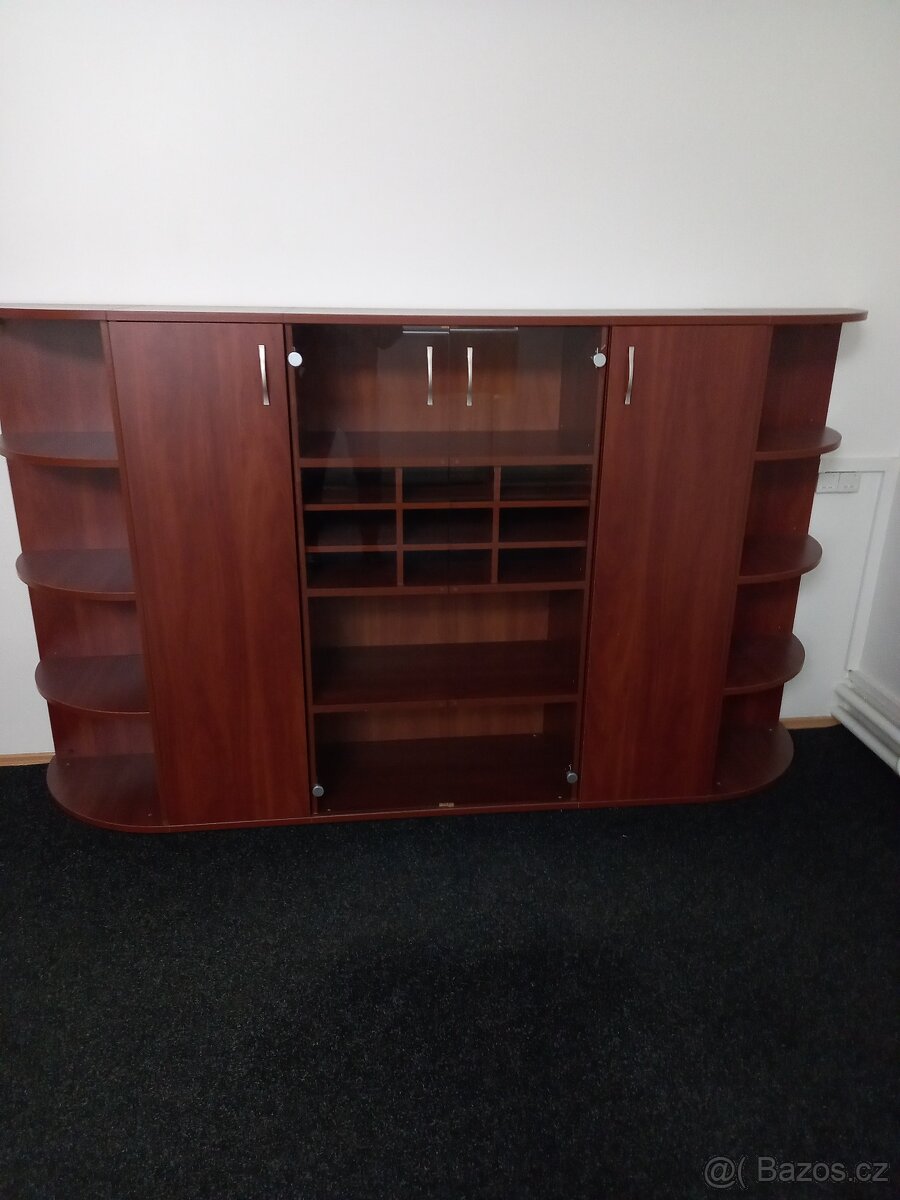 Kancelarsky nabytek - 2