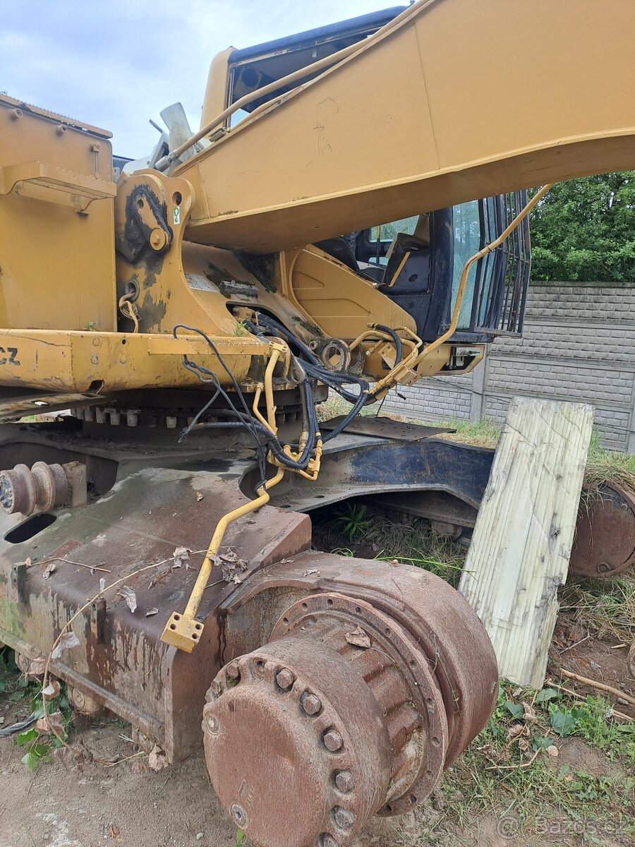 Caterpillar 325C nahradni dily - 2